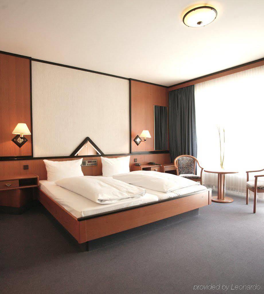 Senator Hotel 3*